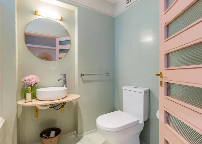 Apartment Amazing Duplex - Mid Century Experience & Parking Porto