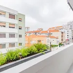 Amazing Duplex - Mid Century Experience & Parking *