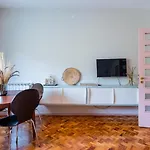 Amazing Duplex - Mid Century Experience & Parking Oporto