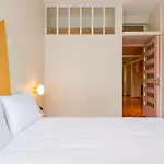 Amazing Duplex - Mid Century Experience & Parking