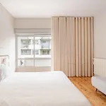 Amazing Duplex - Mid Century Experience & Parking شقة