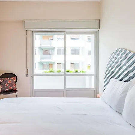 Amazing Duplex - Mid Century Experience & Parking Apartment