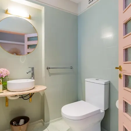 Apartment Amazing Duplex - Mid Century Experience & Parking Porto