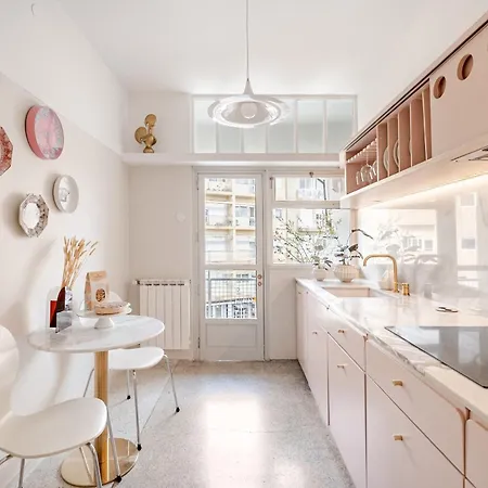 Apartamento Amazing Duplex - Mid Century Experience & Parking Oporto