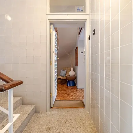 Amazing Duplex - Mid Century Experience & Parking Πόρτο
