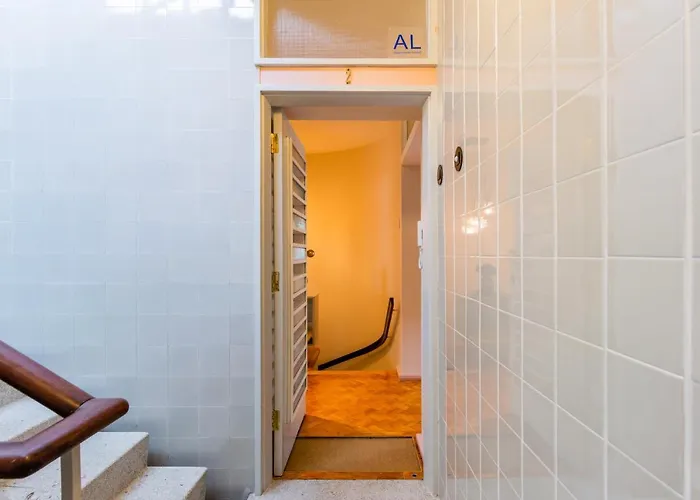 דירה Amazing Duplex - Mid Century Experience & Parking