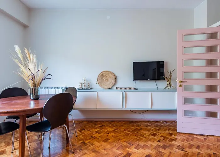 Amazing Duplex - Mid Century Experience & Parking Porto
