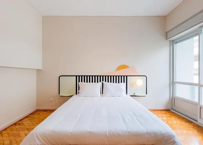 דירה Amazing Duplex - Mid Century Experience & Parking פורטו