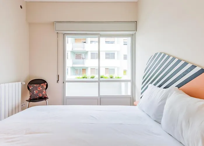 Amazing Duplex - Mid Century Experience & Parking Apartman