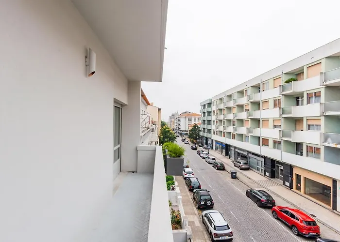 Amazing Duplex - Mid Century Experience & Parking