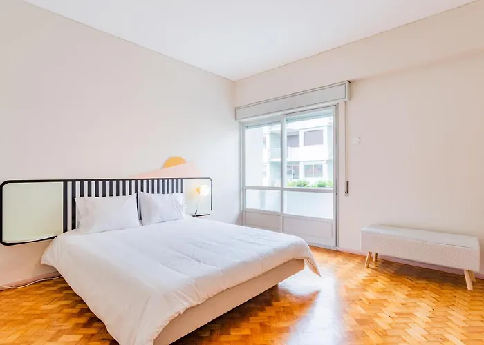 Amazing Duplex - Mid Century Experience & Parking