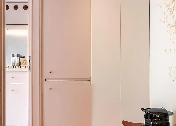 Amazing Duplex - Mid Century Experience & Parking