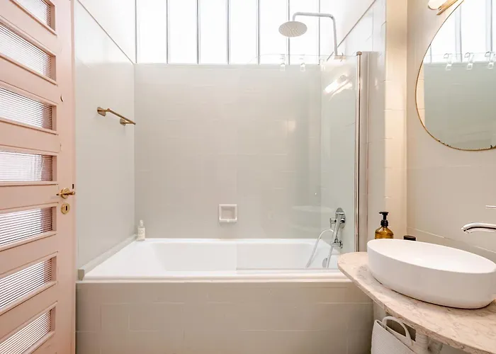 Amazing Duplex - Mid Century Experience & Parking