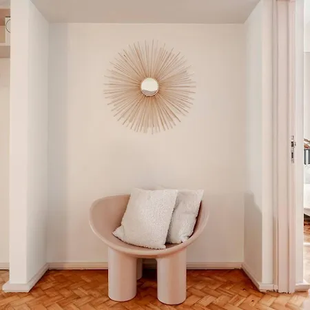 Amazing Duplex - Mid Century Experience & Parking * بورتو