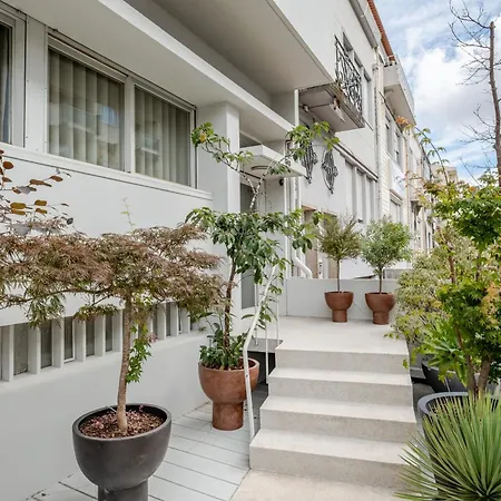 شقة Amazing Duplex - Mid Century Experience & Parking بورتو