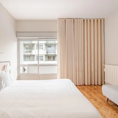 Amazing Duplex - Mid Century Experience & Parking Apartmán